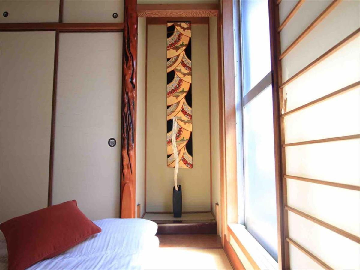 Goraku Shinfu-Kae Apartment Osaka Exterior photo